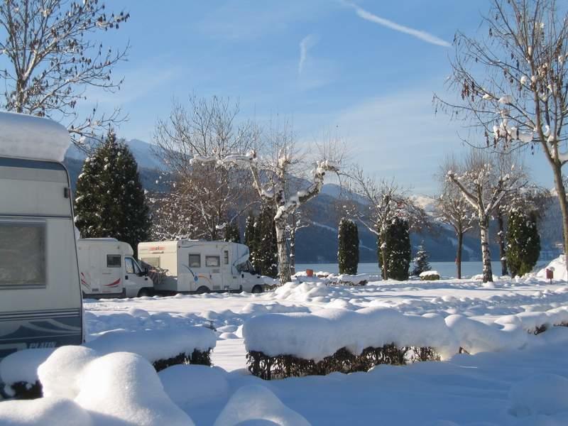 Villa Camping Chalets Brunner Am See à Döbriach Extérieur photo