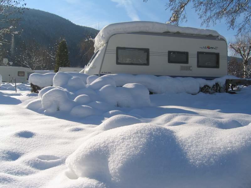 Villa Camping Chalets Brunner Am See à Döbriach Extérieur photo