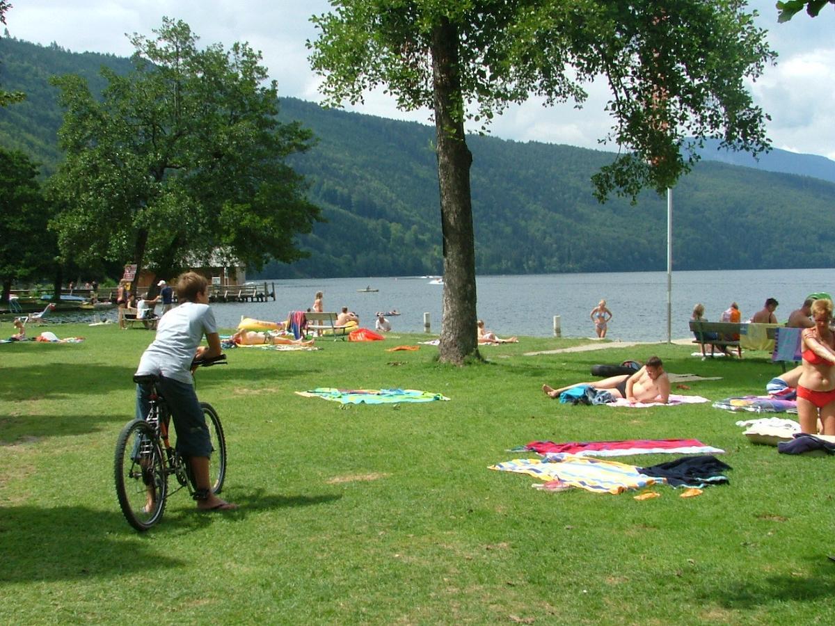 Villa Camping Chalets Brunner Am See à Döbriach Extérieur photo