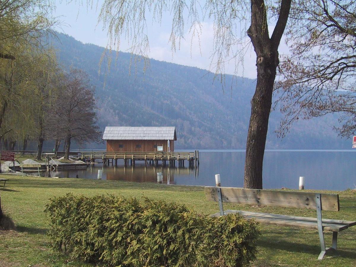 Villa Camping Chalets Brunner Am See à Döbriach Extérieur photo